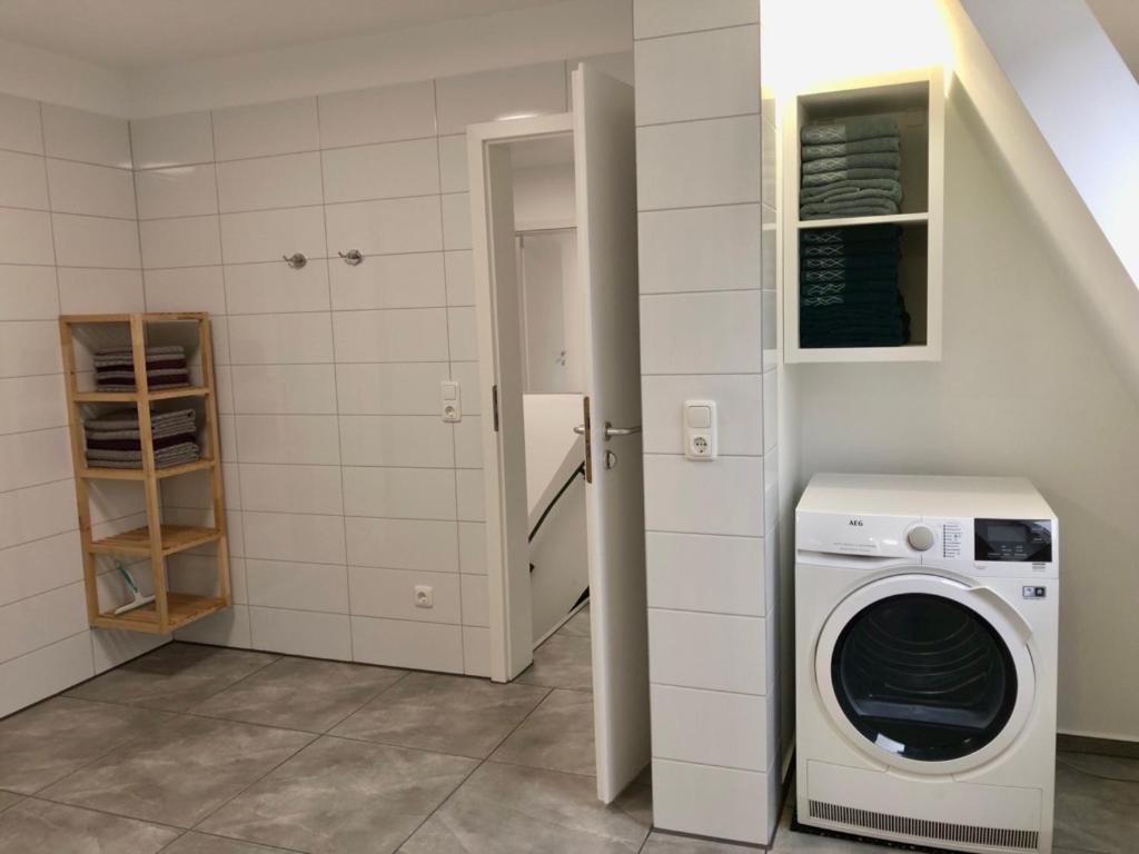 Dachgeschosswohnung Mit Seeblick Ahrensbok Екстер'єр фото